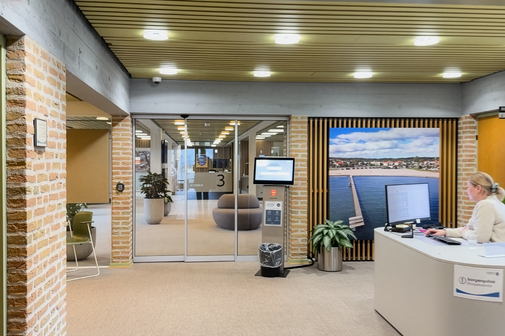 Bürgerzentrum Apenrade Blick in den Eingangsbereich des Bürgerzentrums im dänischen Apenrade