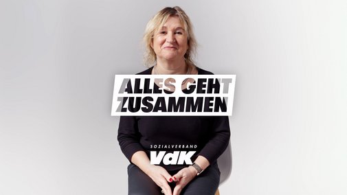 Portraitfoto von Petra Mack und das Logo der Aktion Alles geht zusammen