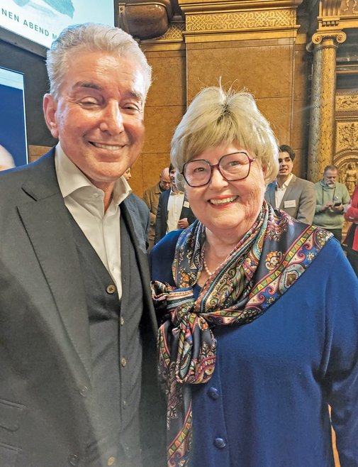 Michel Friedman und Renate Schommer im Gespr&auml;ch.